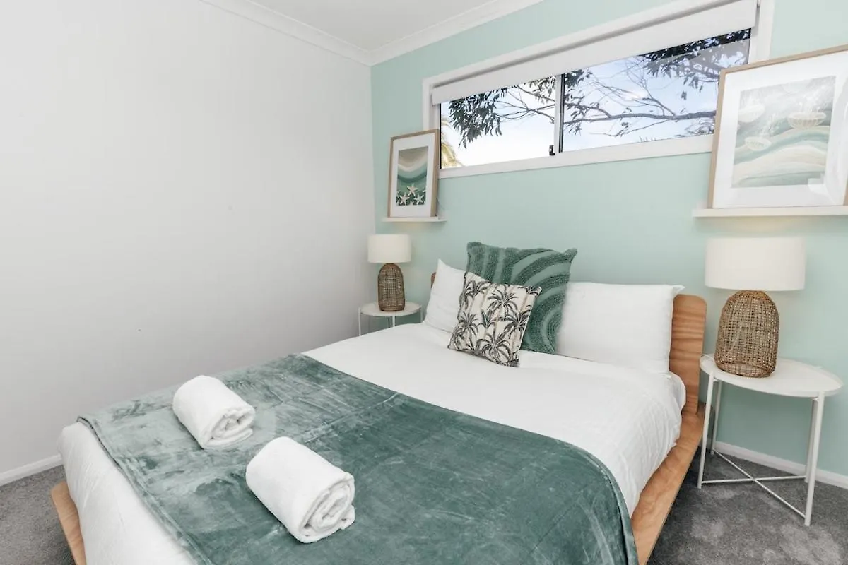 Breezy Beach House - Private Pool Yaroomba Holiday home